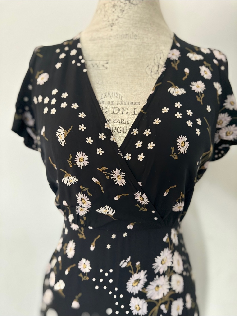 Madewell Black Floral V-Neck Midi Dress - Picture 8 of 11